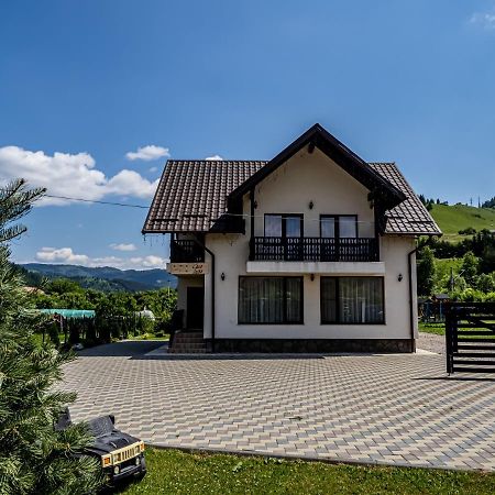 Casa Iulia Villa Pojorita Bagian luar foto