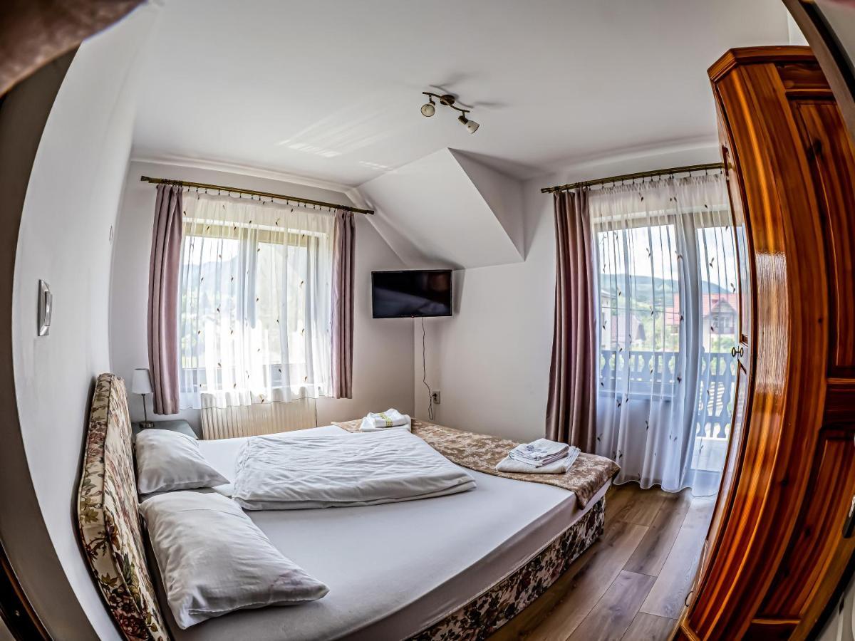 Casa Iulia Villa Pojorita Bagian luar foto